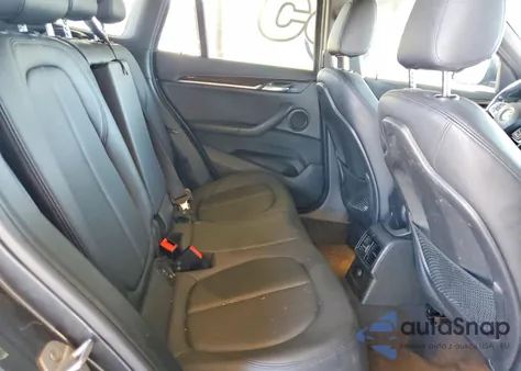 2016 BMW X1 xDrive28I z USA, uszkodzony, nr VIN WBXHT3C3XGP887452